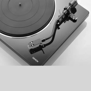 Denon – DP-400 – Turntable with speed auto sensor and integrated phono equaliser