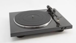 Denon – DP 300F – Fully Automatic Turntable