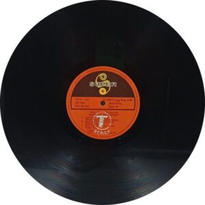Hamara Khandan - SFLP 1247 - (85-90%) - Cover Reprinted - Bollywood LP Vinyl