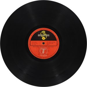 Munda Naram Te Kudi Garam - SFLP 1026 - (Condition - 85-90%) - Cover Reprinted - LP Record