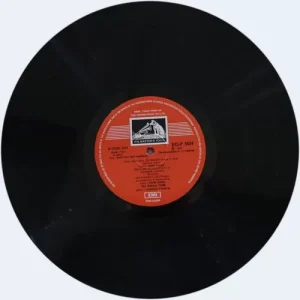 Main Tulsi Tere Aangan Ki - ECLP 5584 - (90-95%) - Cover Reprinted - Bollywood LP Vinyl