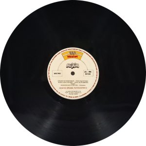 Mujrim - WLPF 5008 - (90-95%) - Bollywood LP Vinyl