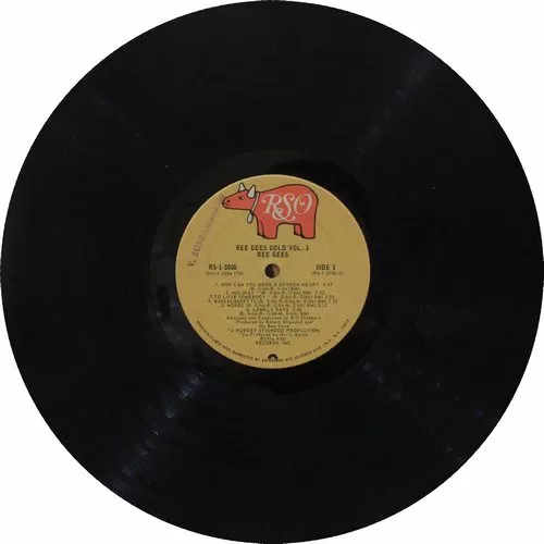bee-gees-gold-vol-1-rs-1-3006-condition-85-90-cover-colour-photostate-lp-record-3.jpg