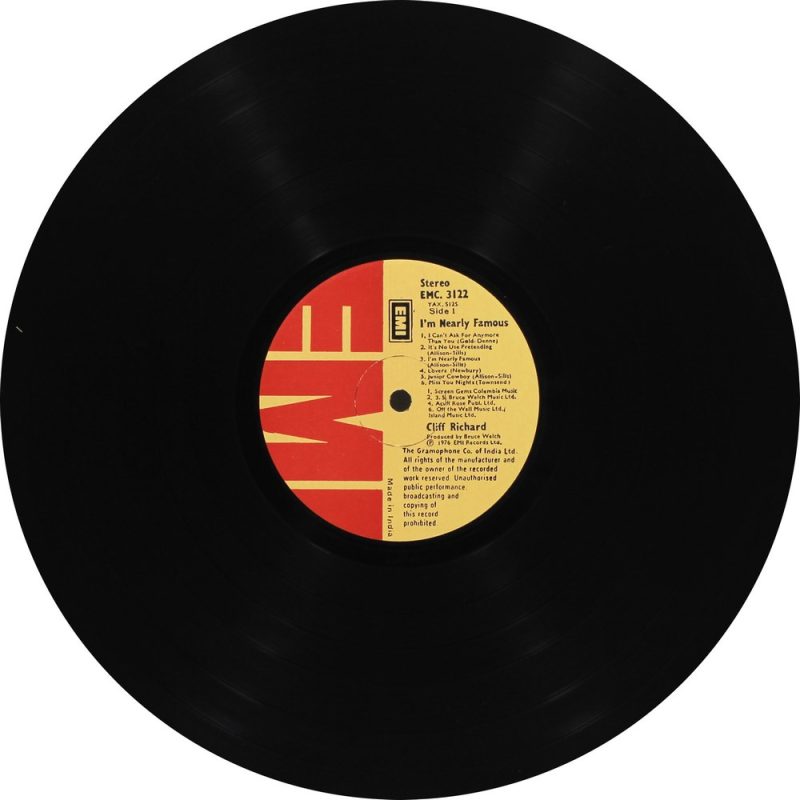 Cliff Richard - I'M Nearly - EMC 3122 - English LP Vinyl Record - 2
