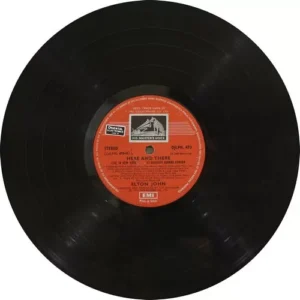 Elton John - Here And There - DJLPH 473 - (90-95%) - CR - English LP Vinyl