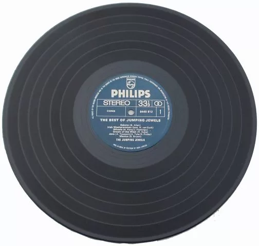 jumping-jewels-the-best-of-the-6440-812-2.jpg