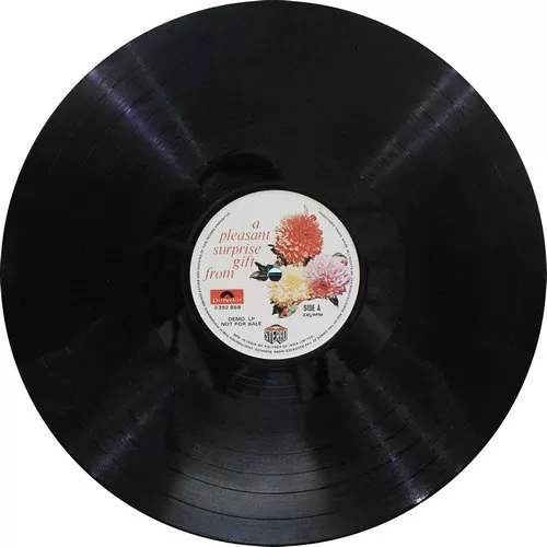 Suman Kalyanpur - Film Songs - 2392 858 - (85-90%) - Film Hits LP Vinyl Suman Kalyanpur - Film Songs - 2392 858 - (85-90%) - Film Hits LP Vinyl