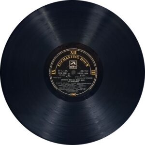 Lata Mangeshkar - Enchanting Hour With Melody Queen Lata Mangeshkar - G/ECLP 5850 - (Condition 85-90%) - Cover Reprinted - LP Record