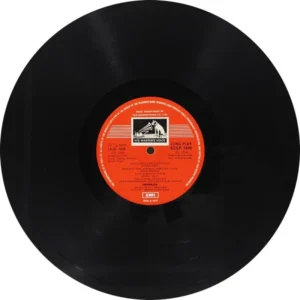 Bahu Begum - ECLP 5693 - (85-90%) - CR - Bollywood LP Vinyl