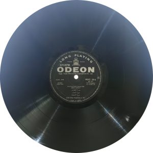 Satya Sai Baba Chants The Bajans - WPS 21465 - (Condition 90-95%) - Cover Reprinted - Devotional LP Vinyl Record