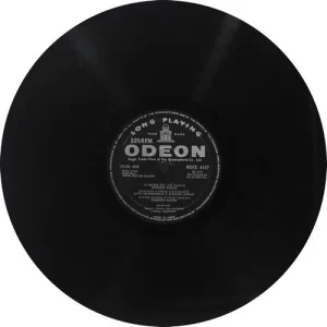 Mere Jeevan Saathi - MOCE 4147 - (75-80%) - Odeon First Presssing - LP Record