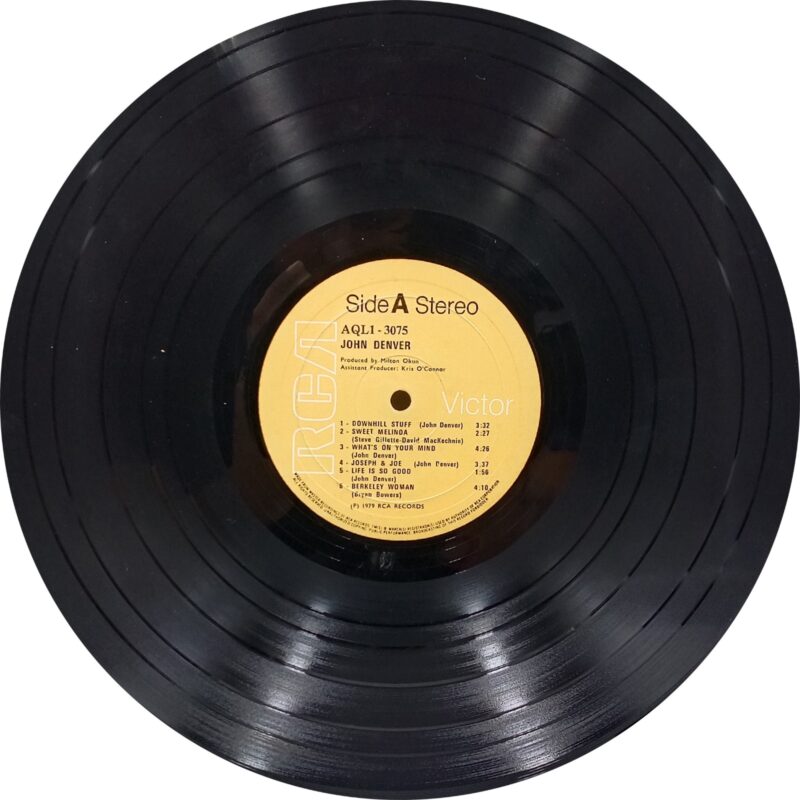 John Denver - AQLI 3075 - (90-95%) - English Song LP Vinyl Record