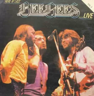 Bee Gees - Live Here At Last - 2479 189 - (80-85%) - English LP Vinyl Record