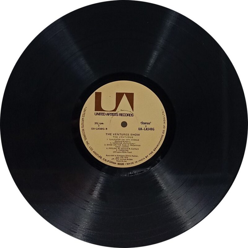 The Ventures On Show '74 - UALA 548G - (85-90%) - English Instrumental LP Vinyl
