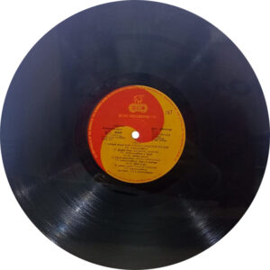 Unnaal Mudiyum Thambi - Ilaiyaraaja - 8000 709 - (Condition 80-85%) - Cover Reprinted - Tamil LP Vinyl Record