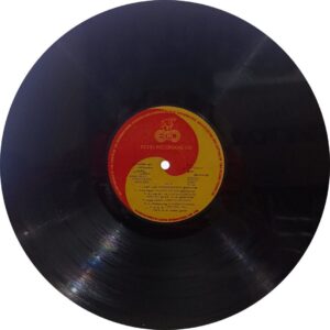 Ilaiyaraaja - Pudhu Nellu Pudhu Naathu / Thayamma - 8000 846 - (90-95%) - CR - Tamil LP Vinyl