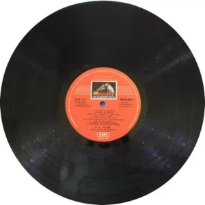 Dharam Karam - EALP 4063 - (75-80%) - HCL - Bollywood LP Vinyl