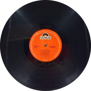 Hero Hiralal - VFLP 1067 - (80-85%) - Cover Reprinted - Bollywood LP Vinyl