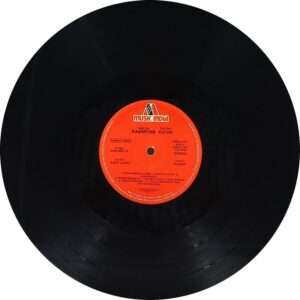 Kaamyab - 2392 471 - (85-90%) - CR - Bollywood LP Vinyl