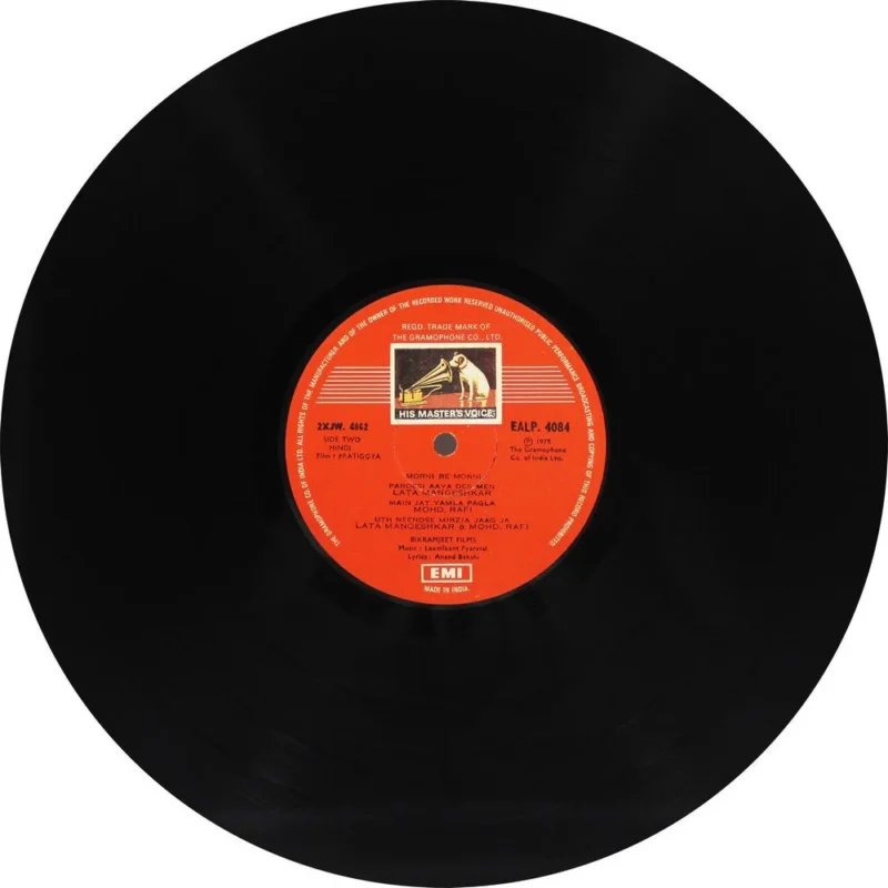 Kacha Chor & Pratiggya - EALP 4084 - (75-80%) - HMV Colour Label - CR - Bollywood LP Vinyl