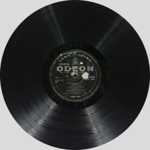 Usha Iyer - Scotch & Soda - SMOCE 2006 - (80-85%) - CR - Odeon First Pressing - English LP Vinyl