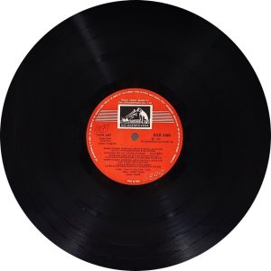 Kabhi Kabhie - ECLP 5484 - (90-95%) - Bollywood LP Vinyl