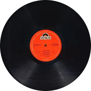 Kishen Kanhaiya - VFLP 1106 - (80-85%) - Bollywood LP Vinyl