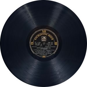 Lata Mangeshkar - Enchanting Hour With Melody Queen Lata Mangeshkar - G/ECLP 5850 - (80-85%) - CR - Film Hits LP Vinyl