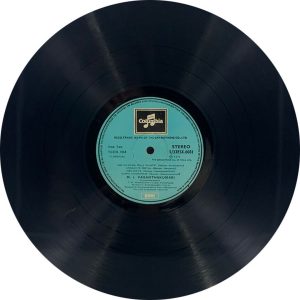 M. L. Vasanthakumari Sings Guru Vandana - S/33ESX 6081 - (90-95%) - Indian Classical Vocal LP Vinyl