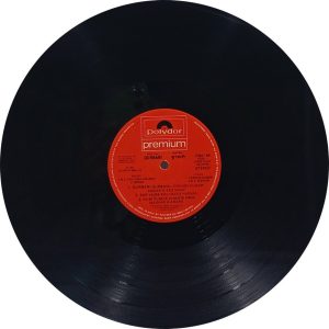 Qurbani - 2392 195 - (85-90%) - CBF - Bollywood LP Viny