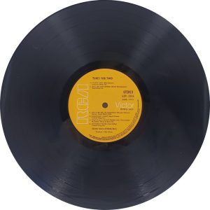 Skeeter Davis & Bobby Bare - LSP 3336 - (Condition 85-90%) - Cover Reprinted – English LP Vinyl Record