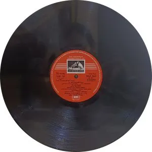 Dil Apna Aur Preet Parai - ECLP 5615 - (Condition 80-85%) - Bollywood LP Vinyl Record