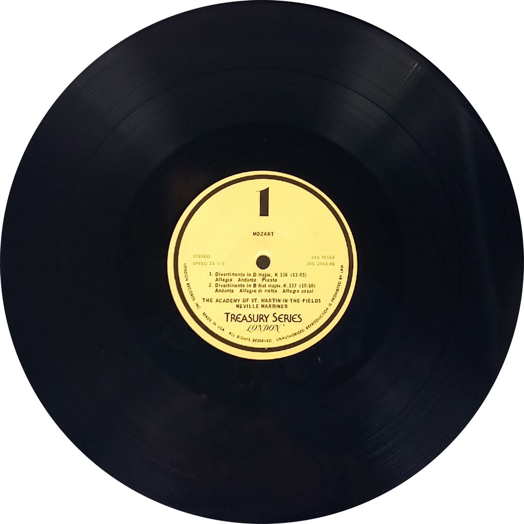 Mozart - Three Divertimenti - STS 15553 - Western Classical LP Vinyl Record Mozart - Three Divertimenti - STS 15553 - Western Classical LP Vinyl Record