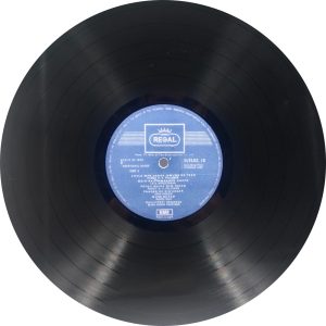 Geetanjali - D/ELRZ 10 - (Condition 75-80%) - Devotional LP Vinyl Record