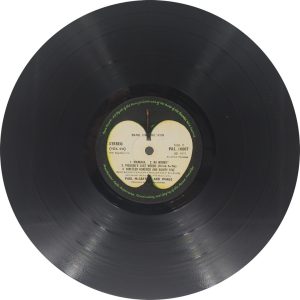 Paul McCartney And Wings - Band on The Run - PAS 10007 - (Condition 80-85%) - English LP Vinyl Record