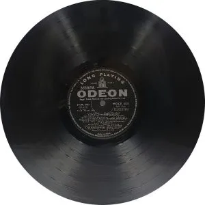 Pakeezah - MOCE 4121 - (Condition 80-85%) - Odeon First Pressing - Bollywood LP Vinyl Record