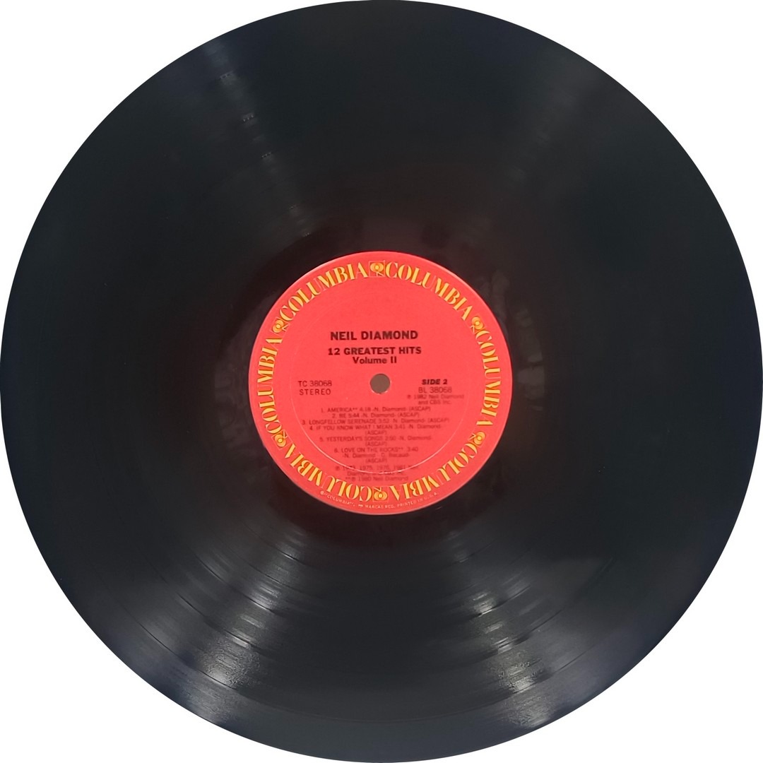 Neil Diamond - 12 Greatest Hits, Vol. II- TC 38068 - (Condition 85-90%) - English Song Viny LP Record Neil Diamond - 12 Greatest Hits, Vol. II- TC 38068 - (Condition 85-90%) - English Song Viny LP Record
