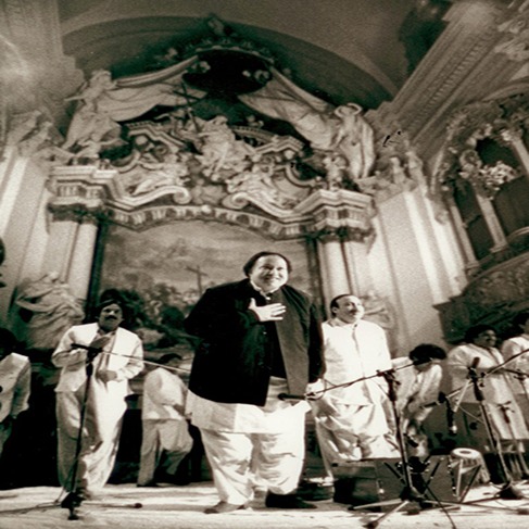 Nusrat Fateh Ali Khan - Party - Love and Devotion - New Released Hindi LP Vinyl Record Nusrat Fateh Ali Khan - Party - Love and Devotion - New Released Hindi LP Vinyl Record