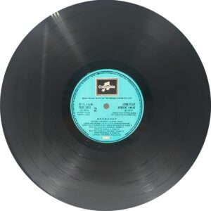 Nazrana & Ghunghat - 33ESX 14022 - (80-85%) - CR - Bollywood LP Vinyl Record