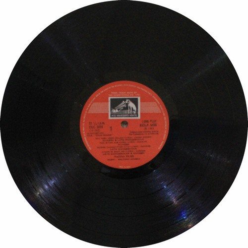 Dulha Dulhan - ECLP 5435 - (80-85%) - CR - Bollywood LP Vinyl Record Dulha Dulhan - ECLP 5435 - (80-85%) - CR - Bollywood LP Vinyl Record