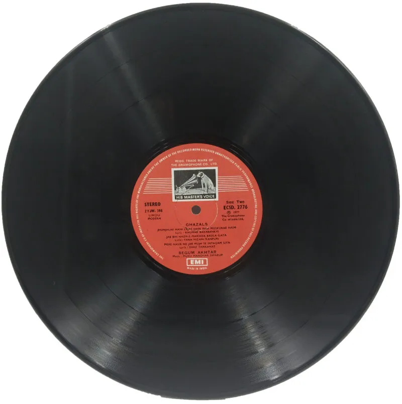 Begum Akthar Lost Horizons Ghazals - ECSD 2776 - (90-95%) - Ghazals LP Vinyl Record Begum Akthar Lost Horizons Ghazals - ECSD 2776 - (90-95%) - Ghazals LP Vinyl Record