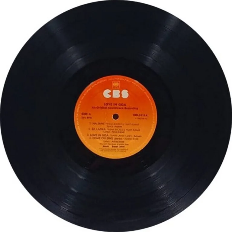 Love In Goa - IND 1011 - Cover Reprinted - Bollywood LP Vinyl Love In Goa - IND 1011 - Cover Reprinted - Bollywood LP Vinyl