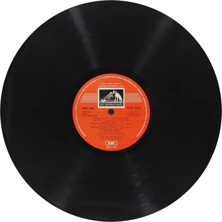 Madhumati - ECLP 5490 - (Condition 80-85%) - LP Record Madhumati - ECLP 5490 - (Condition 80-85%) - LP Record