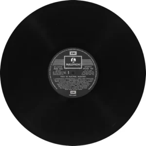 Paul McCartney - Press to Play - PCSD 103 - Cover Reprinted - (Condition90-95%) - English LP Vinyl Record