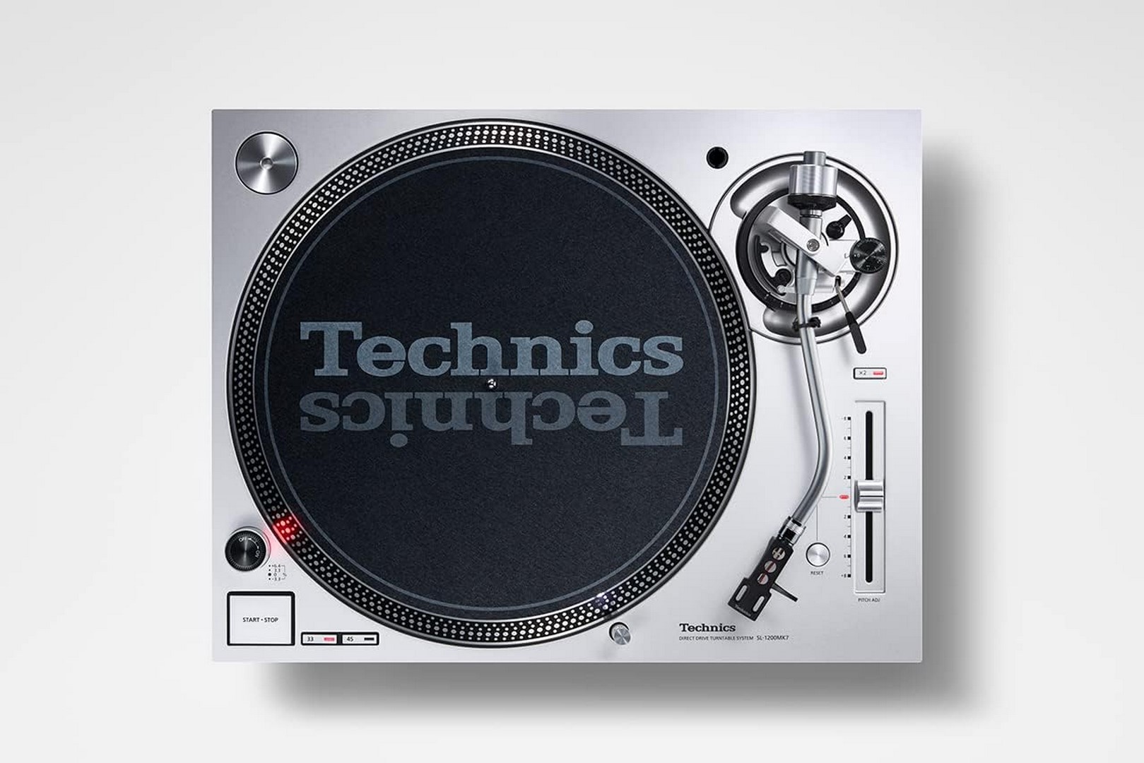 Technics - SL-1200MK7 - Direct Drive DJ Truntable - (Silver Colour) Technics - SL-1200MK7 - Direct Drive DJ Truntable - (Silver Colour)